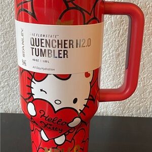 Quencher H2.0 Tumbler - Red Hello Kitty Graphic